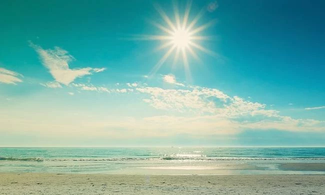 Καιρός: Μέχρι 36 βαθμούς η θερμοκρασία την Πέμπτη -Και με συννεφιά